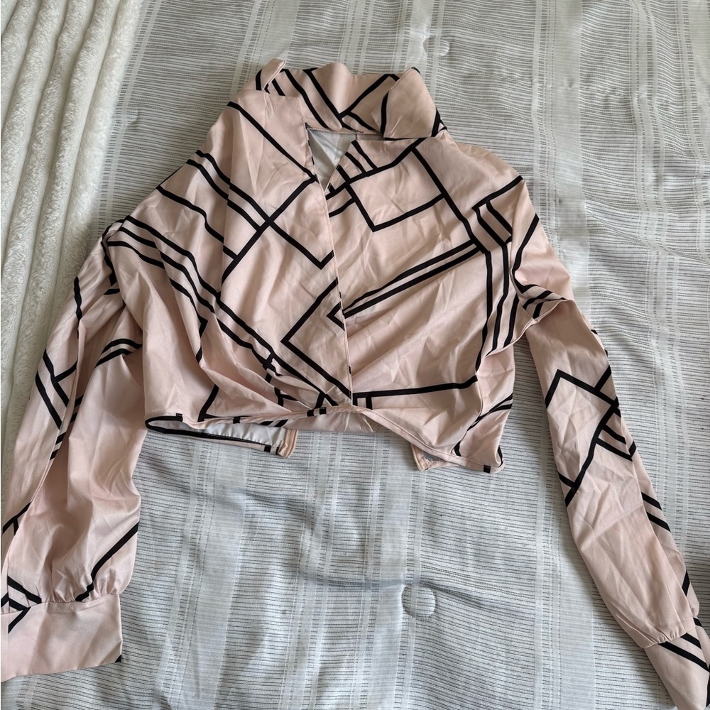 SHEIN Pink Geometric Long Sleeve Top